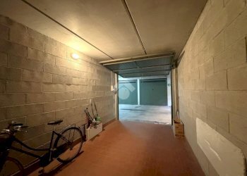 Three-room apartment Via Gozzano, Loano - photo 33