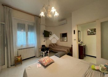 Two-room apartment Corso buenos aires, Lavagna - photo 12