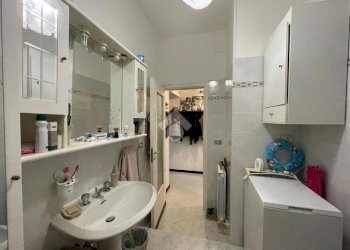 Two-room apartment Corso buenos aires, Lavagna - photo 20