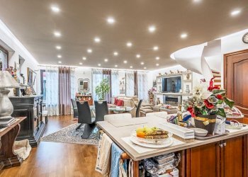 Villa a Schiera Via Arcour, Fiano - foto 8