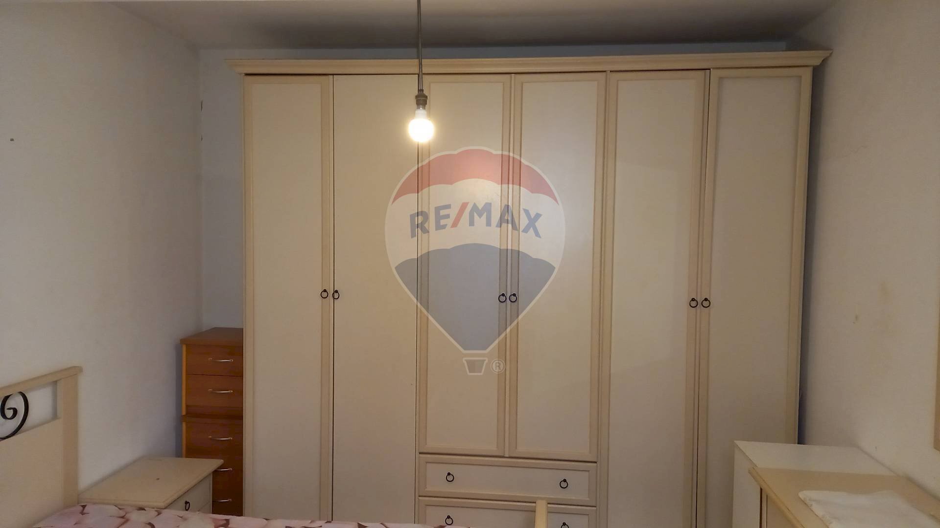Three-room apartment Piazza Mazzini, 27 
 Centro storico, Modena (neighborhood Centro Storico) - photo 2