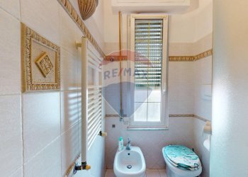 One-room apartment via coronata, 30
Cornigliano Coronata, Genova (neighborhood Cornigliano) - photo 22