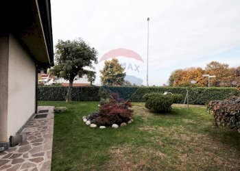 Villa via alfieri, 19 
 Verdellino, Verdellino - foto 9