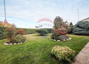 Villa via alfieri, 19 
 Verdellino, Verdellino - foto 16