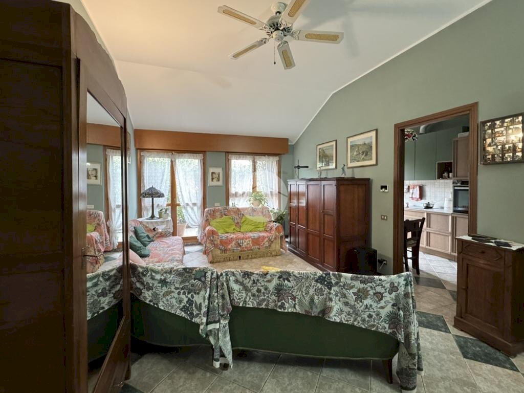 Three-room apartment Via Pietro Ghidoli, Vittuone - photo 3