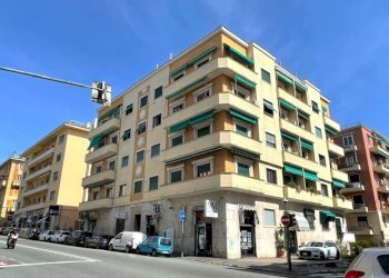 Apartment via Felice Cavallotti, Genova (neighborhood Albaro) - photo 1