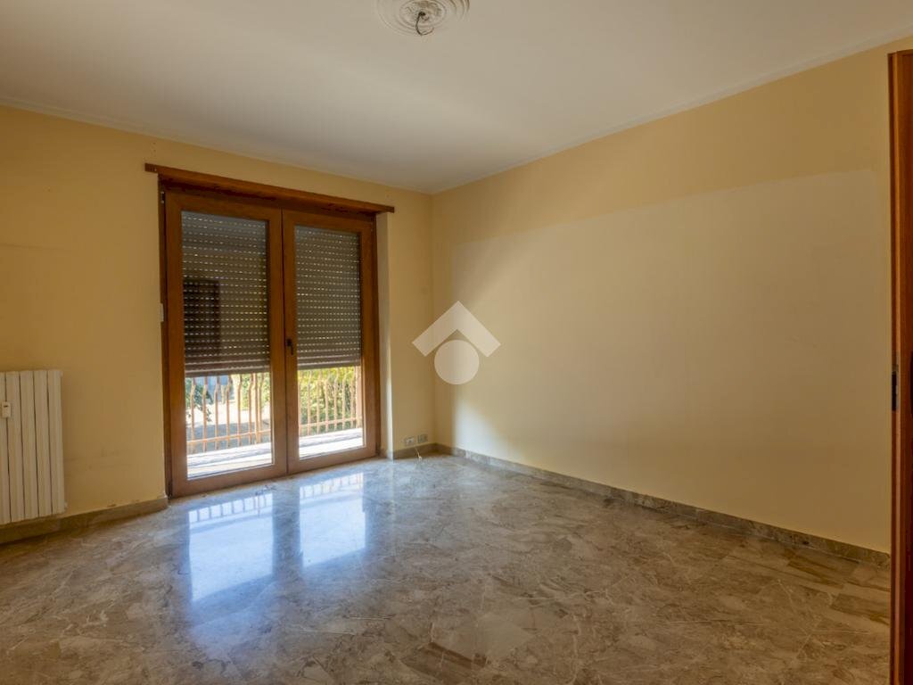 Three-room apartment Via degli olmi, Chieri - photo 3