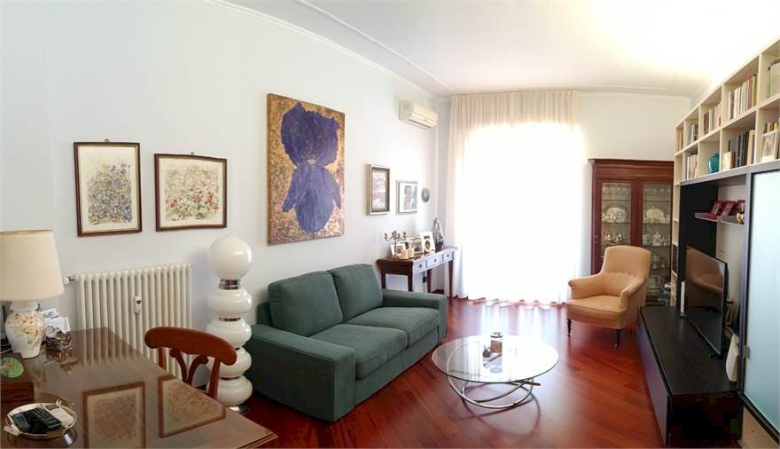 Apartment Genova (neighborhood Sestri Ponente) - photo 1