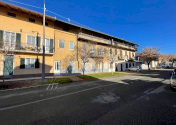 Casa indipendente Viale Massimo D'Azeglio, San Giusto Canavese - foto 2