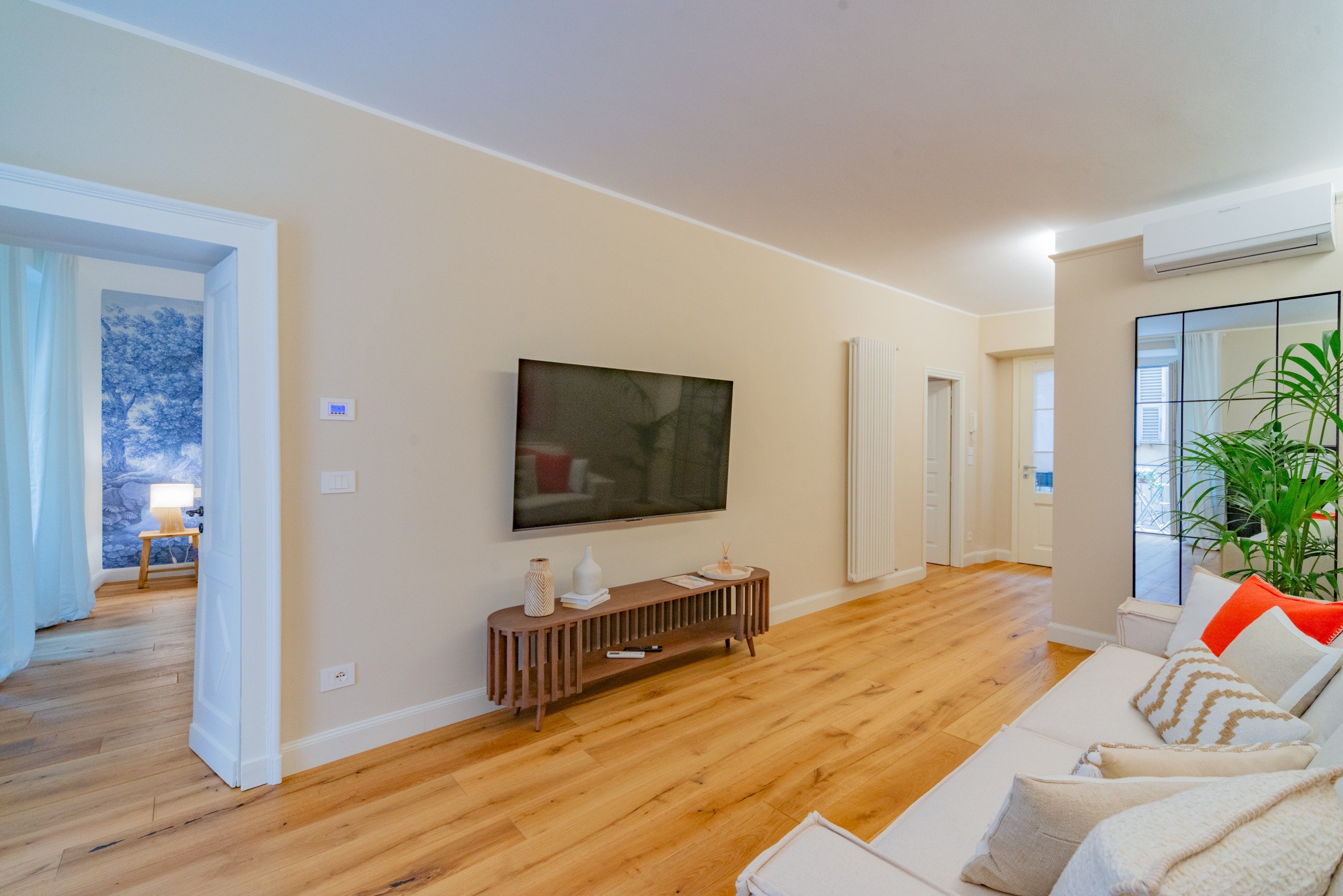 Three-room apartment Via Roma, Cuneo (neighborhood Centro Storico) - photo 1