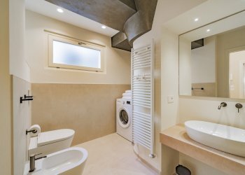 Three-room apartment Via Roma, Cuneo (neighborhood Centro Storico) - photo 19