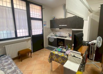 Monolocale Via IX Febbraio, Imola - foto 1