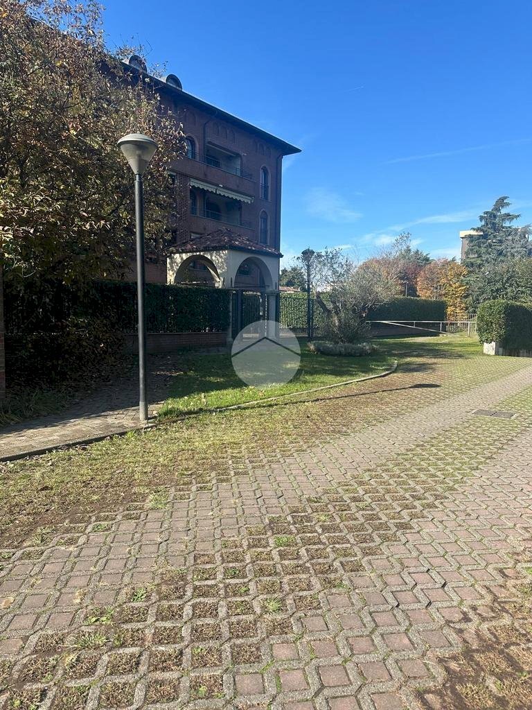 Box Via Broggini, Milano (neighborhood Baggio) - photo 1