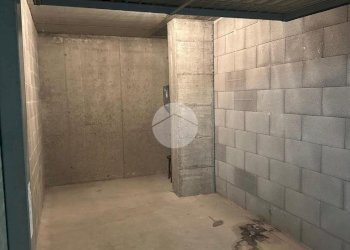 Box Via Broggini, Milano (zona Baggio) - foto 12