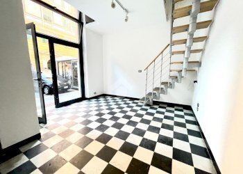 Negozio Via Pisacane, Genova (zona Foce) - foto 2