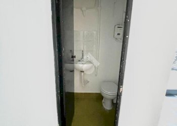 Negozio Via Pisacane, Genova (zona Foce) - foto 8
