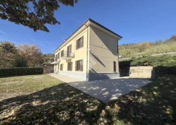 Casa indipendente Stradale Alessandria, Acqui Terme - foto 1