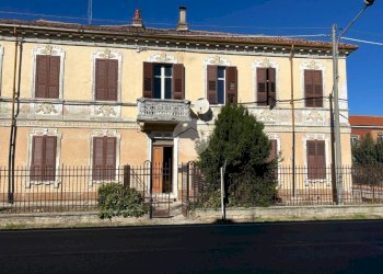Stable - Palace Via Casale, Castell'Alfero - photo 2