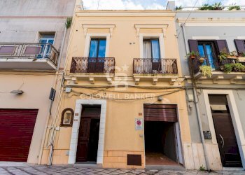 Foto 1 - Stabile - Palazzo Via Carmine
 
111, Brindisi - foto 1