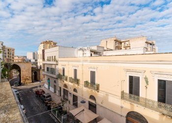 Foto 18 - Stabile - Palazzo Via Carmine
 
111, Brindisi - foto 18