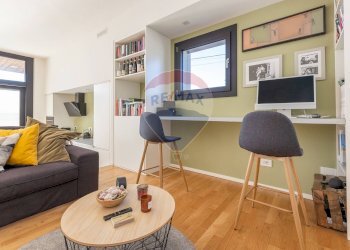 Soggiorno - Villa via san carpofaro
 
13, Clivio - foto 7