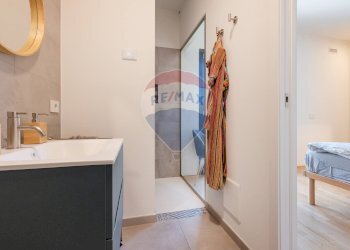 Bagno - Villa via san carpofaro
 
13, Clivio - foto 22