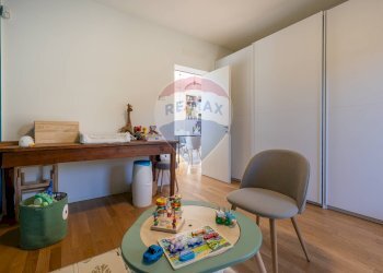 Camera da letto - Villa via san carpofaro
 
13, Clivio - foto 24