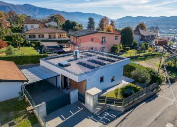 Casa all\'aperto - Villa via san carpofaro
 
13, Clivio - foto 34