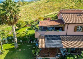 Casa all\'aperto - Casa semi indipendente contrada Sant'Onofrio
 
snc, Trabia - foto 15