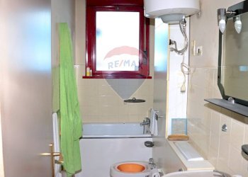 Bagno - Bilocale Via Del Maggiolino
 
5, Catania - foto 4