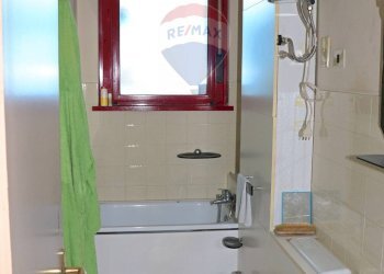 Bagno - Bilocale Via Del Maggiolino
 
5, Catania - foto 11