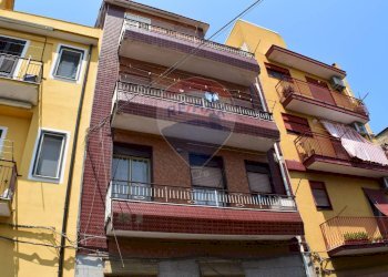 Edificio all\'aperto - Trilocale Via Agnone
 
117, Lentini - foto 2