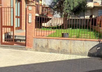 Edificio all\'aperto - Appartamento Via Pò
 
19, Santa Maria di Licodia - foto 2