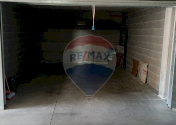 Parcheggio - Appartamento Via Pò
 
19, Santa Maria di Licodia - foto 8