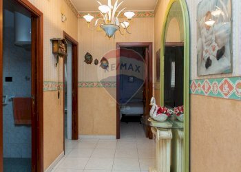 Hall / corridoio - Casa indipendente Via Abate Ferrara
 
35, Catania - foto 7