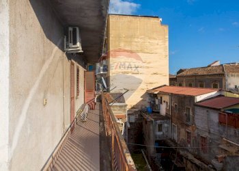 Edificio all\'aperto - Casa semi indipendente Catania - foto 20