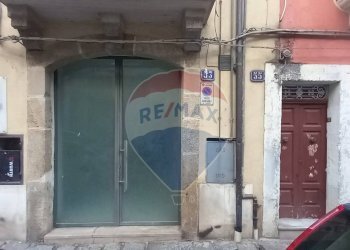 Edificio all\'aperto - Bilocale Via Pentolai
 
53, Caltagirone - foto 1