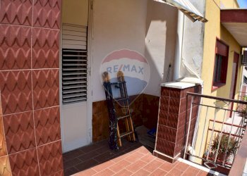 Balcone - Trilocale Via Agnone
 
117, Lentini - foto 9