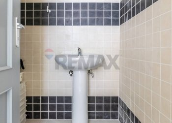 Bagno - Locale Commerciale Via Etna
 
38, Aci Catena - foto 6