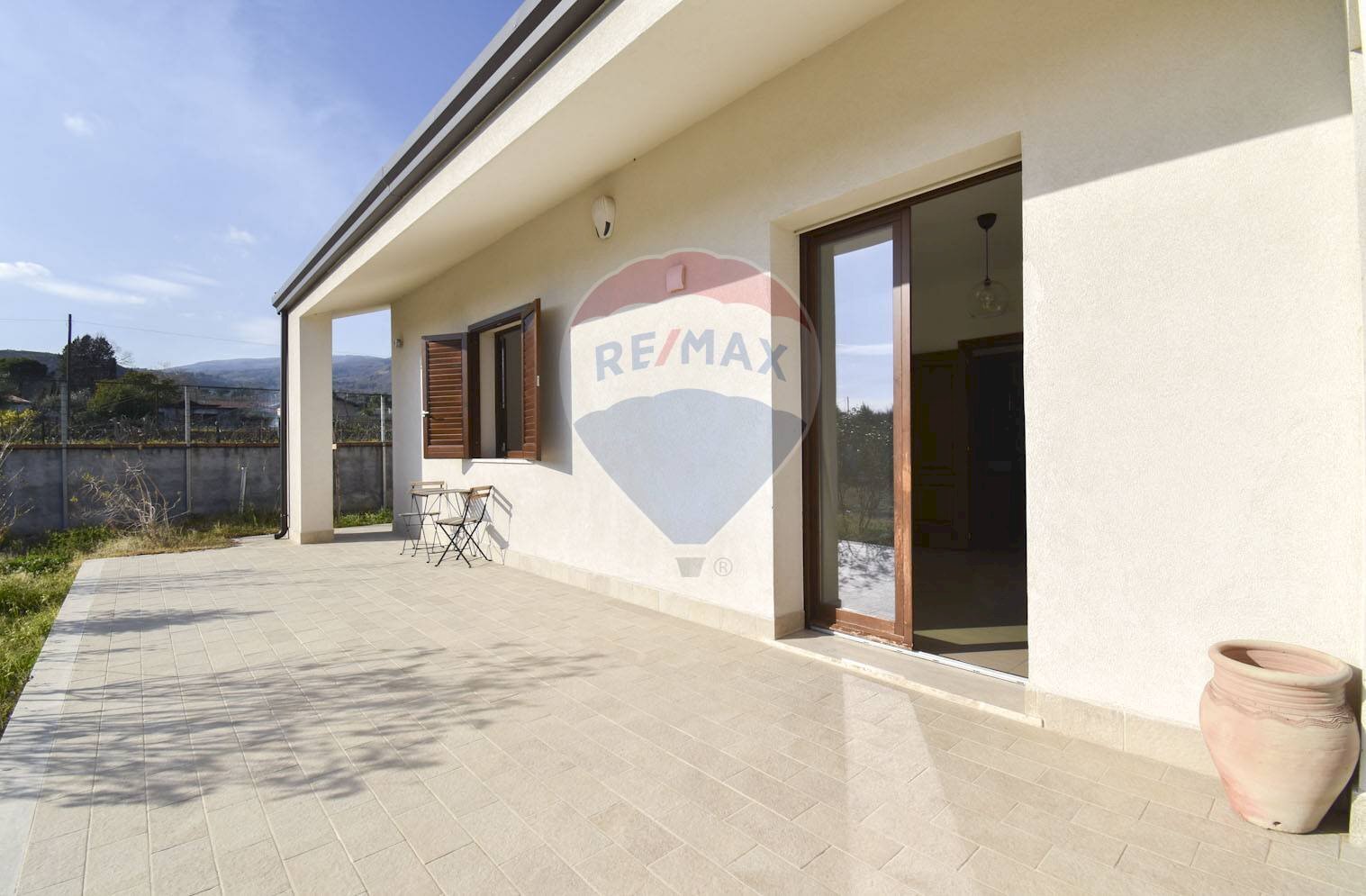 Terrazza - Villa Via Salemi Pennisi
 
74, Aci Sant'Antonio - foto 1