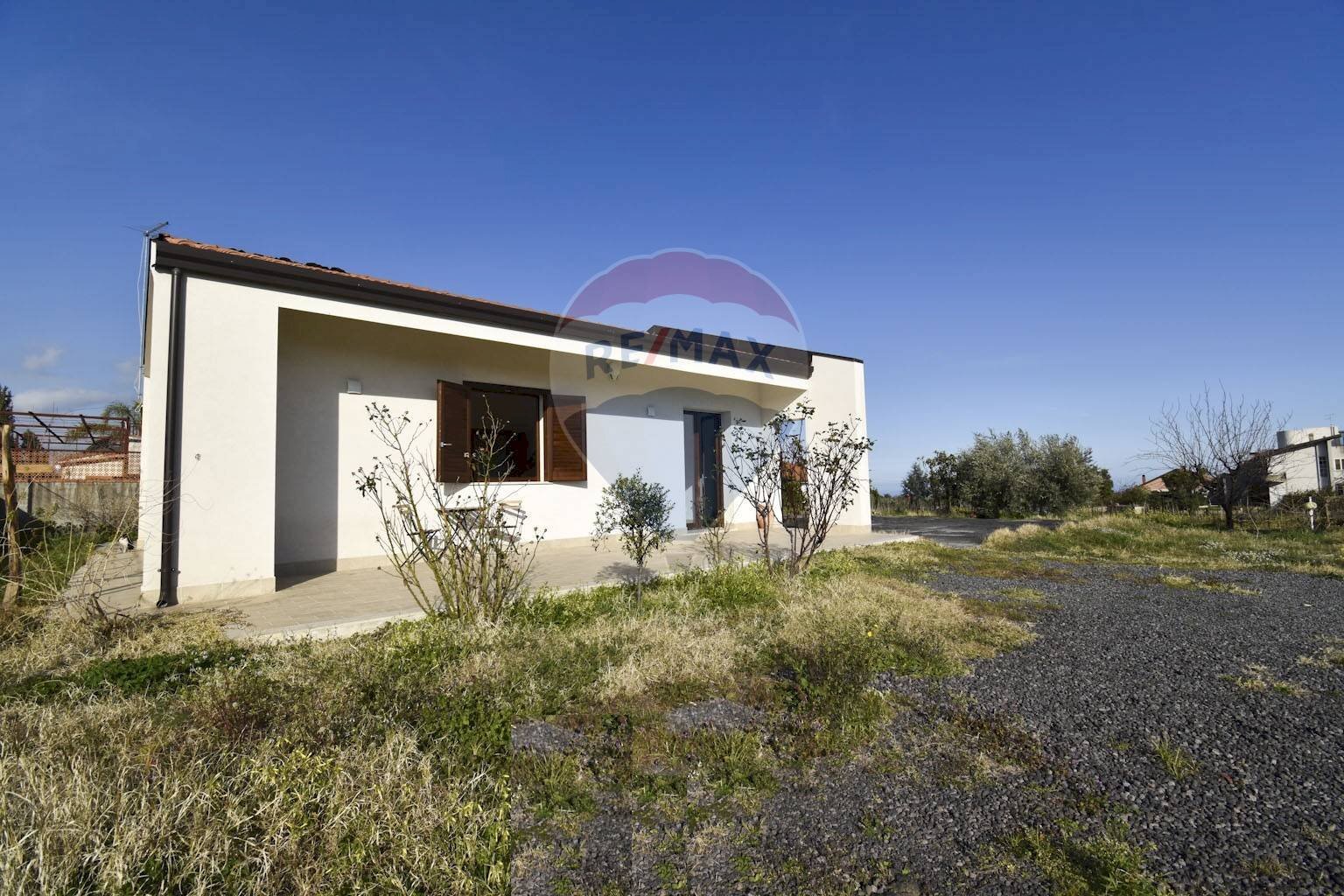 Casa all\'aperto - Villa Via Salemi Pennisi
 
74, Aci Sant'Antonio - foto 3