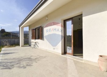 Terrazza - Villa Via Salemi Pennisi
74, Aci Sant'Antonio - foto 1