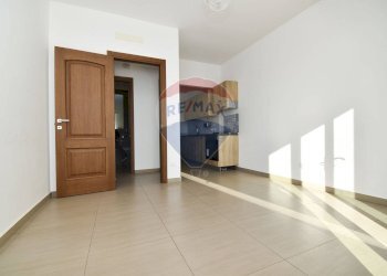 Stanza vuota - Villa Via Salemi Pennisi
74, Aci Sant'Antonio - foto 5