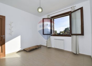 Stanza vuota - Villa Via Salemi Pennisi
74, Aci Sant'Antonio - foto 14