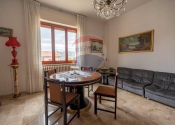 Sala da pranzo - Independent house Via Eugenio Brega
1, Serra San Quirico - photo 3