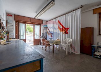 Sala da pranzo - Independent house Via Eugenio Brega
1, Serra San Quirico - photo 31