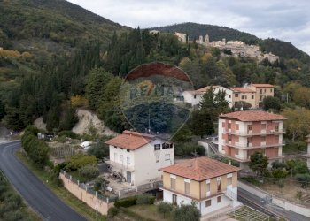 Vista delle montagne - Independent house Via Eugenio Brega
1, Serra San Quirico - photo 41