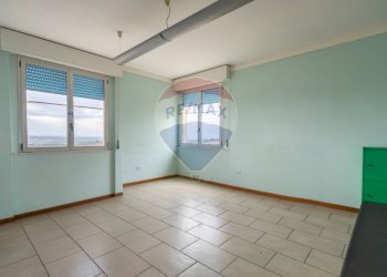 Stanza vuota - Casa semi indipendente Via Crocifisso
 
9, Belvedere Ostrense - foto 12