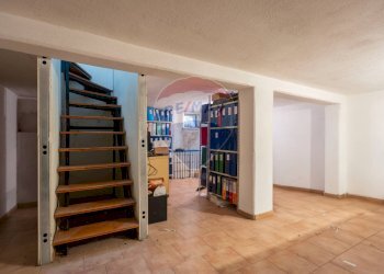 Scale - Casa semi indipendente Via Crocifisso
 
9, Belvedere Ostrense - foto 20