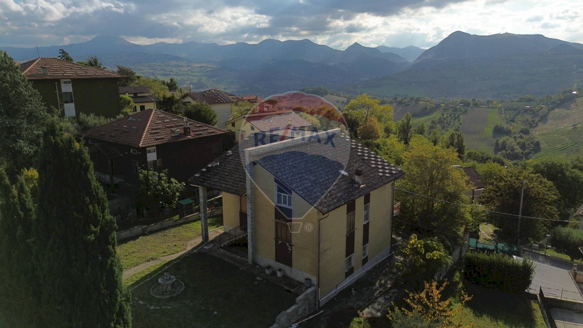 Casa all\'aperto - Casa indipendente Via XX Settembre, Rosora - foto 3